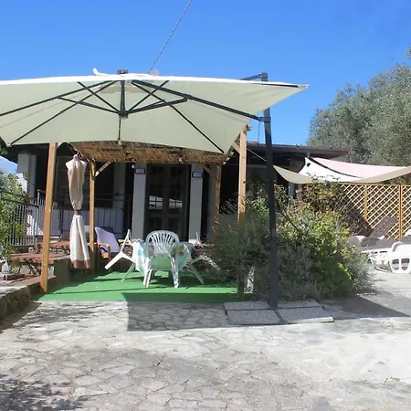 Fattoria Cristina Patio With Pool, Pergola & Farm Animals Near Cinque Terre - Mono