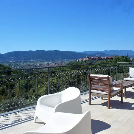 Fattoria Cristina Patio With Pool, Pergola & Farm Animals Near Cinque Terre - Mono