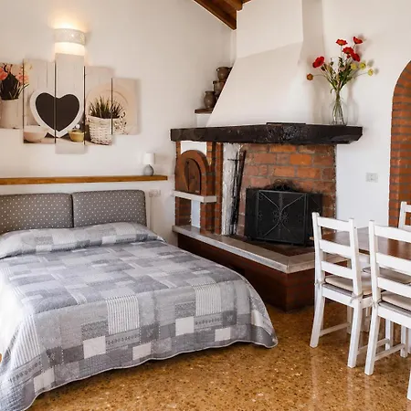 Fattoria Cristina Patio With Pool, Pergola & Farm Animals Near Cinque Terre - Mono Feriehus *