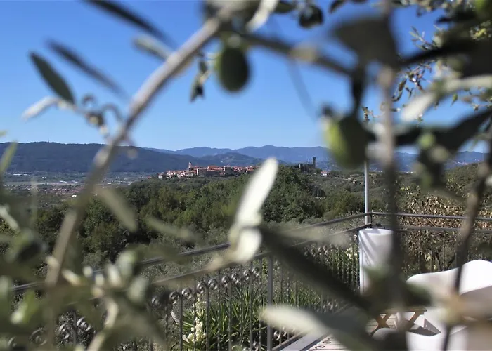 Fattoria Cristina - Mono Casa vacanze Castelnuovo Magra